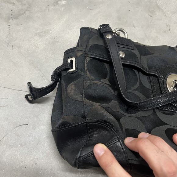 Vintage Coach Black Leather&Canvas No J0982-14528 Shoulder Bag Purse Turn Lock - Picture 2 of 7